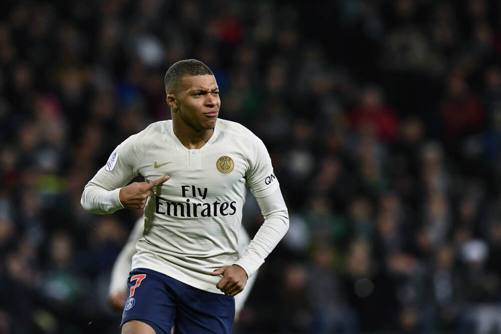 R.I.P. 前巴黎圣日耳曼球员帕特里克-格拉潘逝世，享年69岁